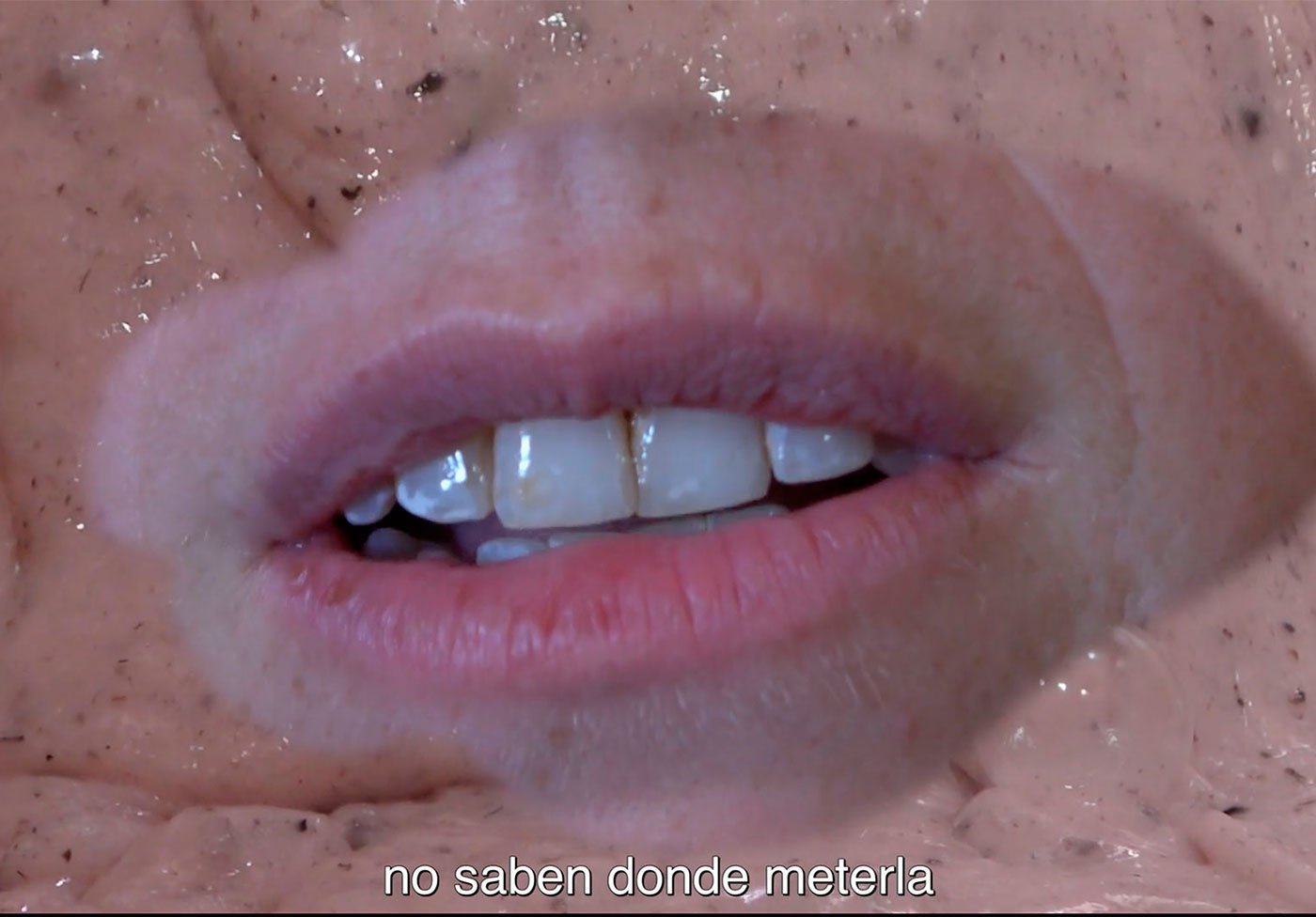 Marrón, amarillo, blanco y muerto